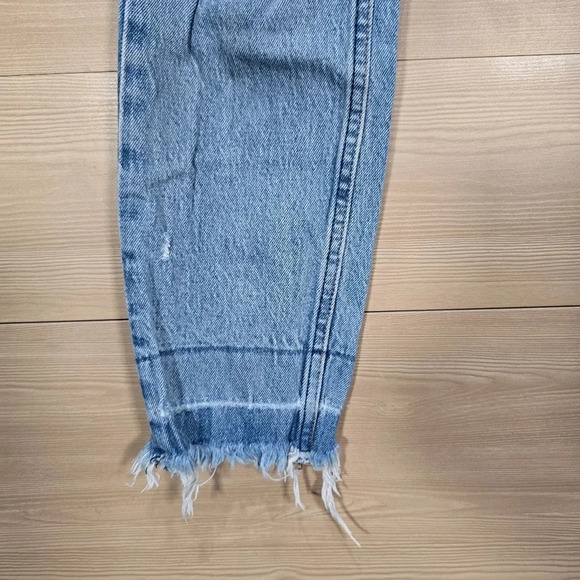 Abercrombie & Fitch Jeans Women 24/00R High Rise Mom‎ Stretch Denim Destroyed - Picture 7 of 14